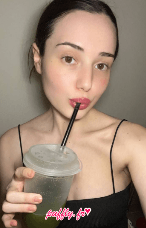 Donelle — profile photo | Puffly
