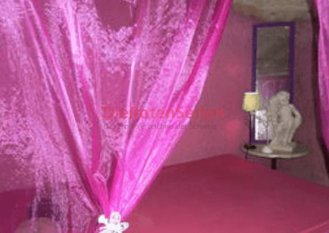 La Caverne Club — profile photo | Puffly